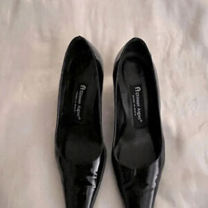 A Etienne Aigner black‎ patron leather pumps. Holiday Wedding Office